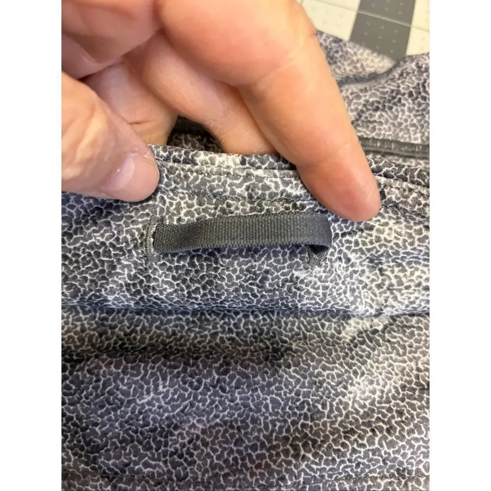 Lululemon F and Free Cropped in Kindred Spirit Alpine White Multi Size 6